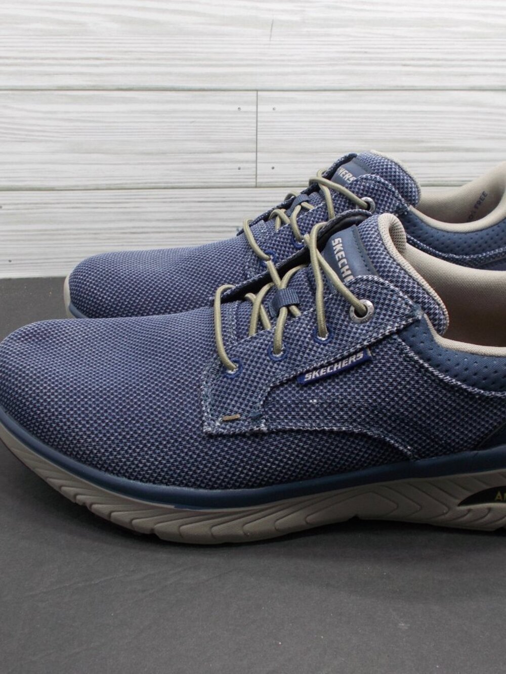 Skechers Slip-ins Arch Fit Crosser Ruger Men's 10.5